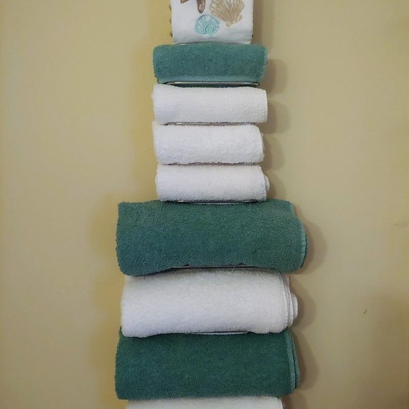 Towel Holder NEW Large Wall Mounted Silver Chrome - Picture 3 of 7